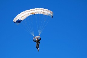 BWIN体育官方入口-生死战足协杯焦点战！川崎前锋迎战尤文图斯，险胜或上演